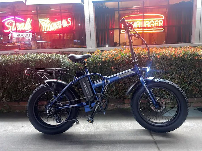 Bike Revolution Bike Shop Picture 2