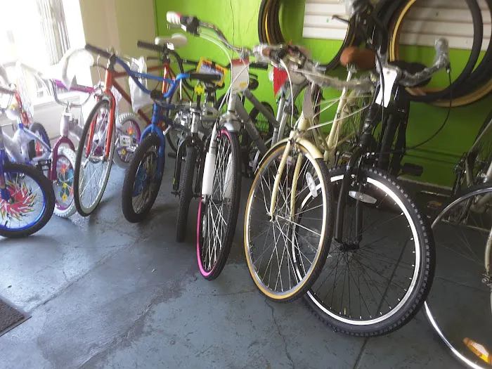 Rey's Bicycle Shop Picture 8