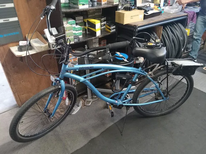 Beverly Hills Bike Shop Picture 4