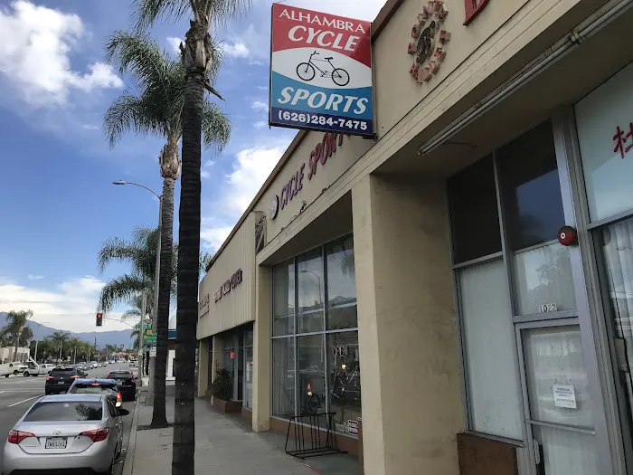 Alhambra Schwinn Picture 8