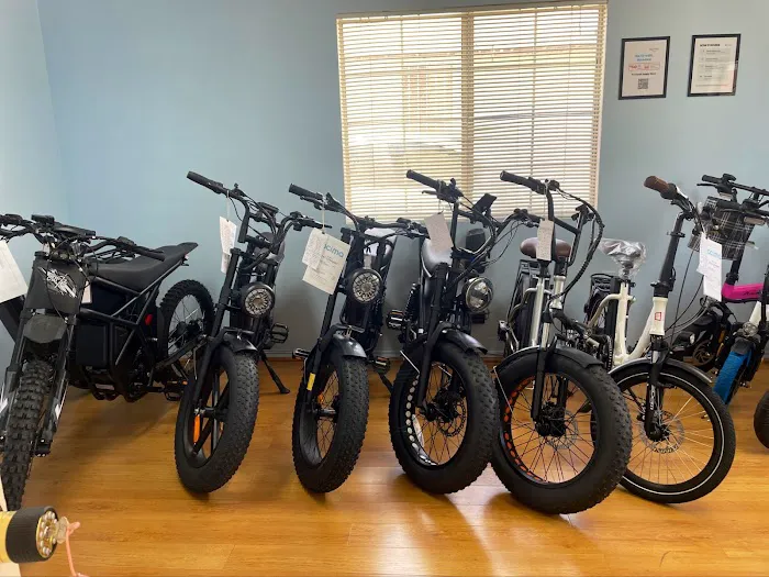 AimHigh Tech eBikes & eScooters Picture 2