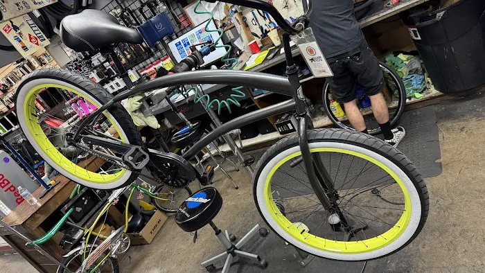 Covina Valley Cyclery Picture 7
