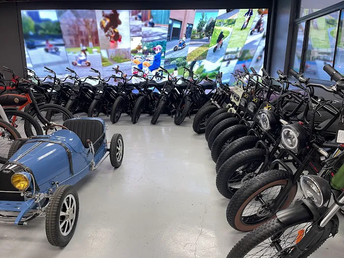E-MOTION SPORTS Picture 3