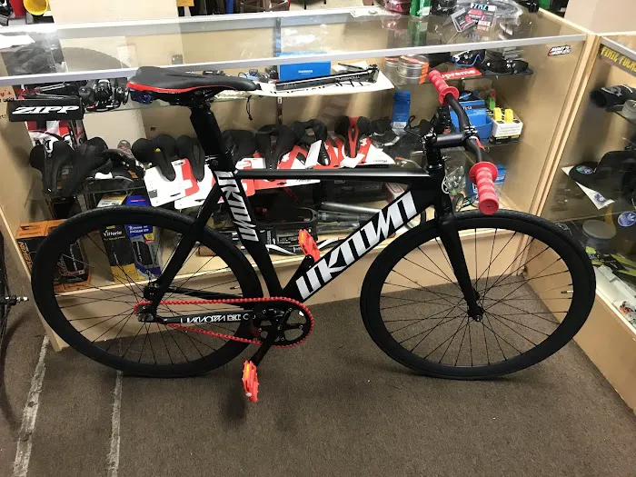 Jimmys Bike Shop Picture 7