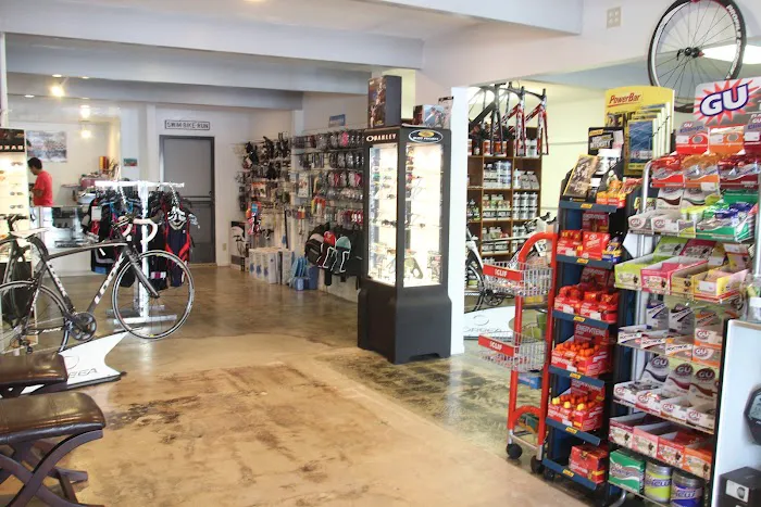 Zone 3 Multisport LLC Picture 3