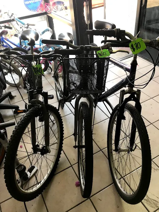 Demonns Bike Shop Picture 2