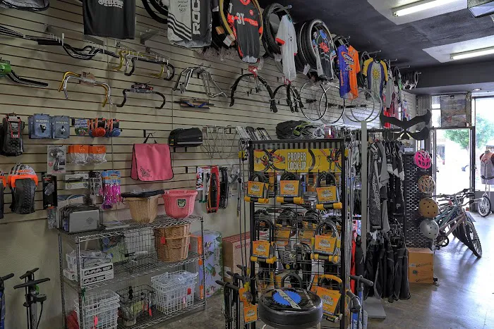 Studio Cycle Co. Picture 2