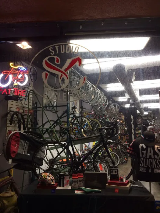 Studio Cycle Co. Picture 3