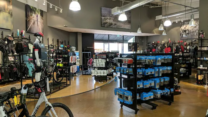 Rock N Road Cyclery Irvine Picture 10