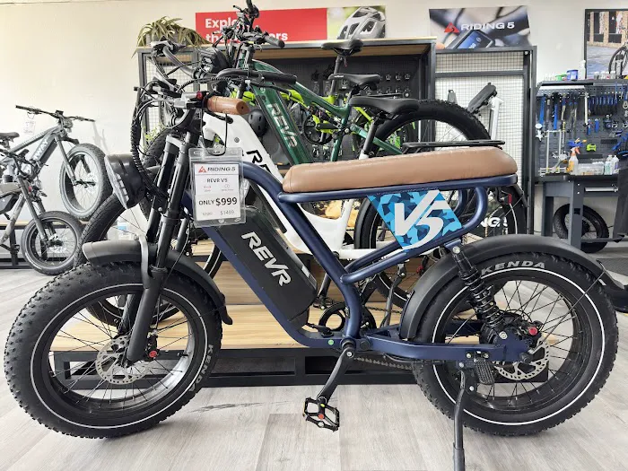 RIDING 5 Electric Bikes Claremont Store Picture 1
