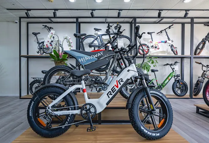 RIDING 5 Electric Bikes Claremont Store Picture 2
