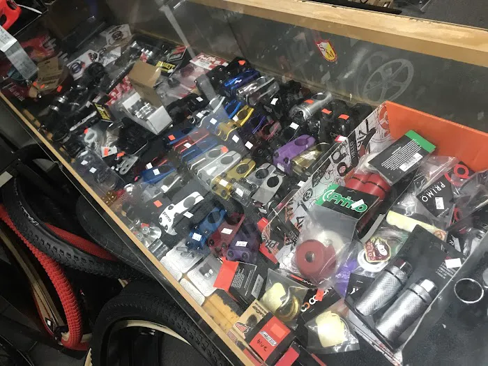 Burbank Bike Shop Picture 3