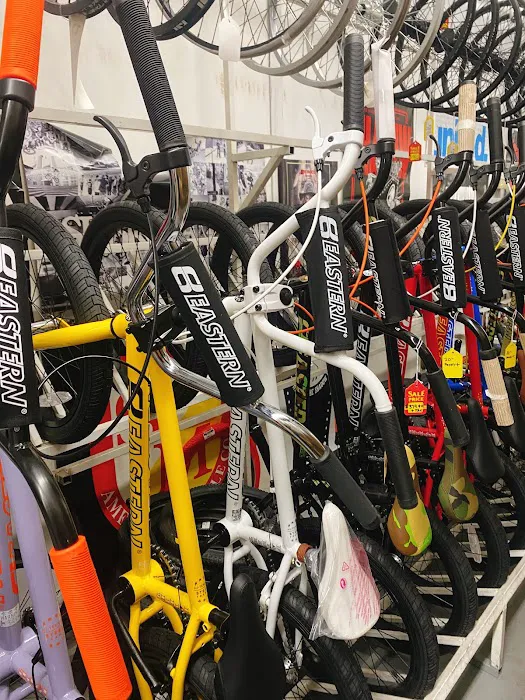 G & K Bicycles Picture 10