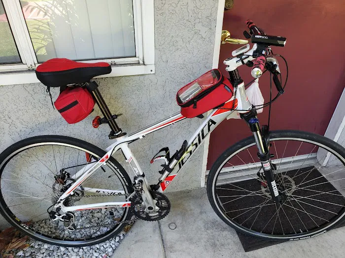 The Velo, World's Smallest Bikeshop Picture 7