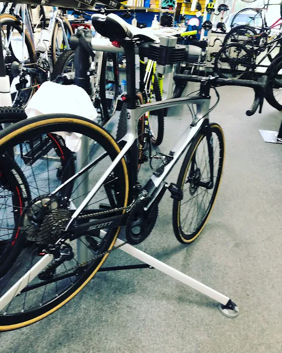 CyclePro Bicycle Service Store Picture 6