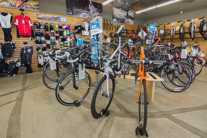 Pure Ride Cycles - Lake Forest Picture 9