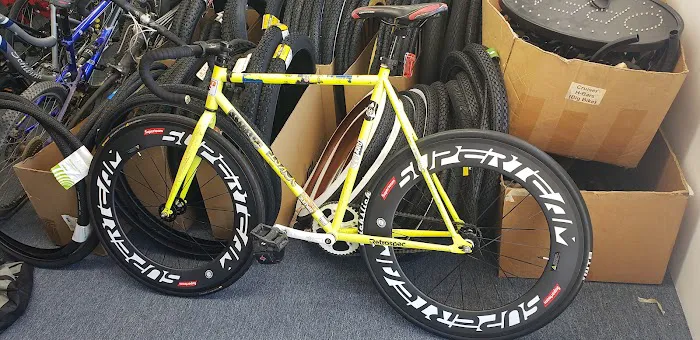 Mark's Bicycle Shop Picture 3