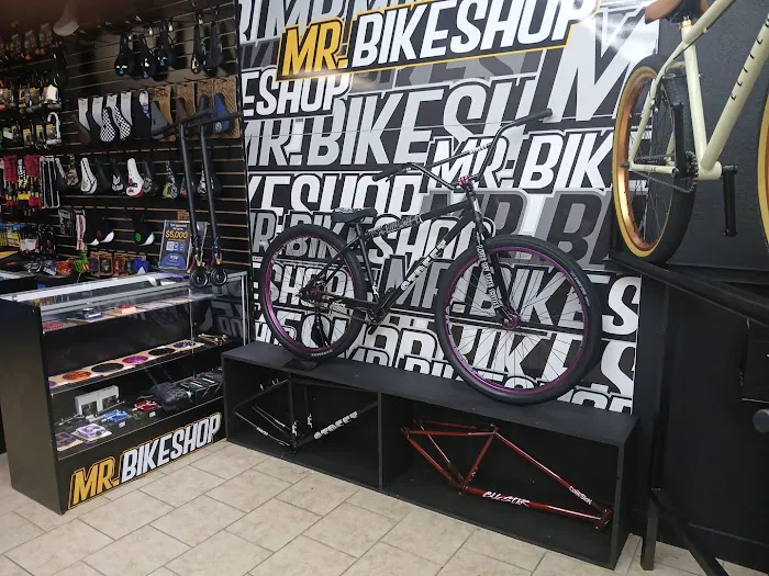Mr. Bike Shop Picture 5