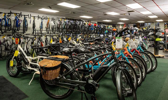 Ventura Cycling Center - Matt's Cycling Center Picture 3