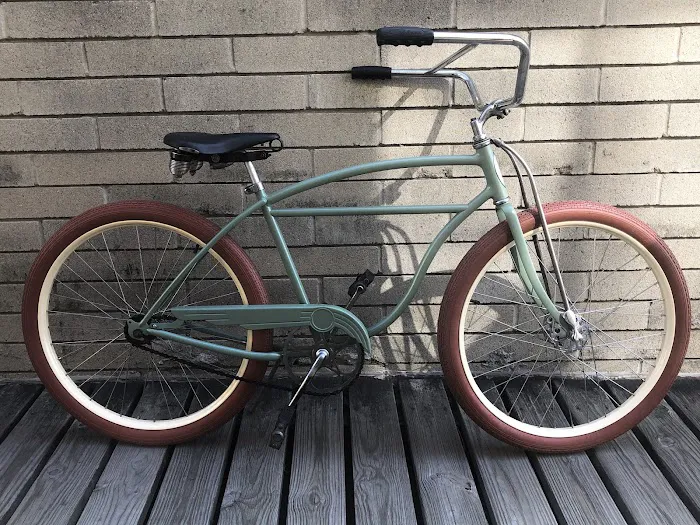 Cardiff Vintage Bike Shop & Repair Picture 3