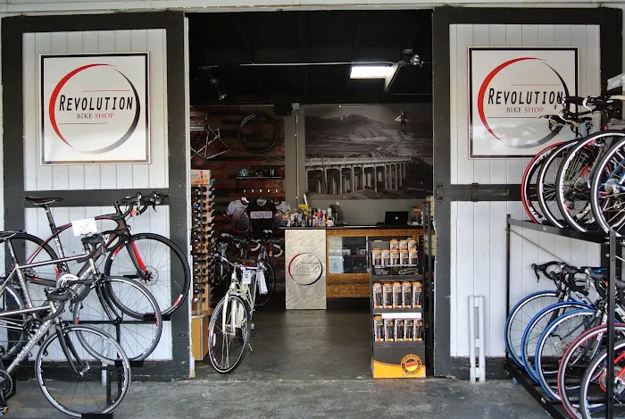 Revolution Bike Shop Picture 7