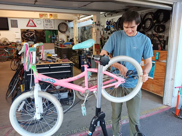 Bici Centro, a MOVE Santa Barbara County community bike shop Picture 6