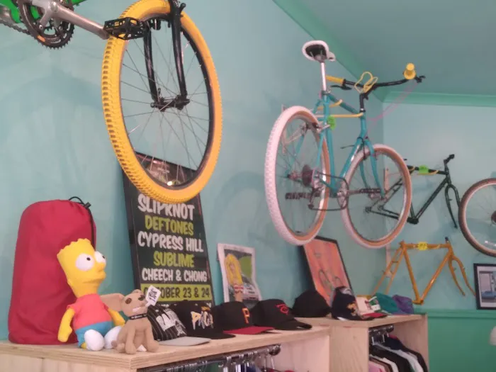 Boom Boom Bike Room Picture 5