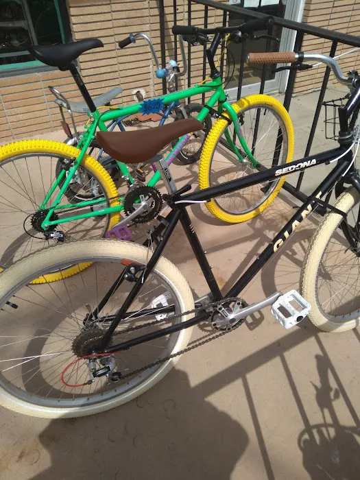 Boom Boom Bike Room Picture 9
