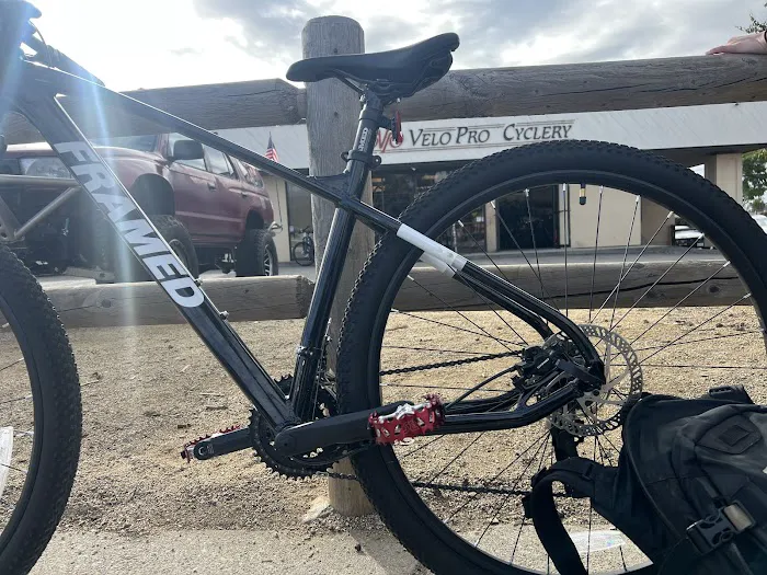 Velo Pro Cyclery Picture 10