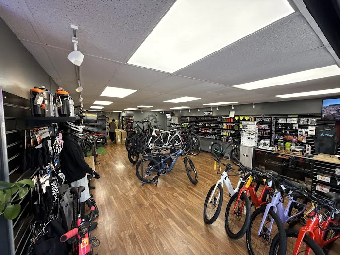 Peak Cycles | Premium Bike Shop Picture 2