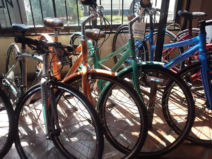 Adams Avenue Bicycles Picture 1