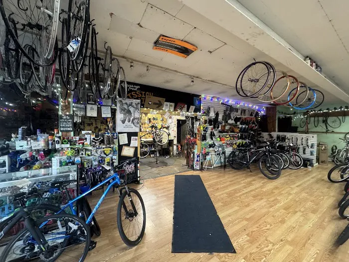 Mission Hills Bicycle Shop Picture 4