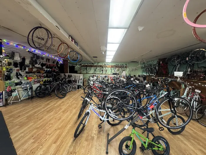 Mission Hills Bicycle Shop Picture 7