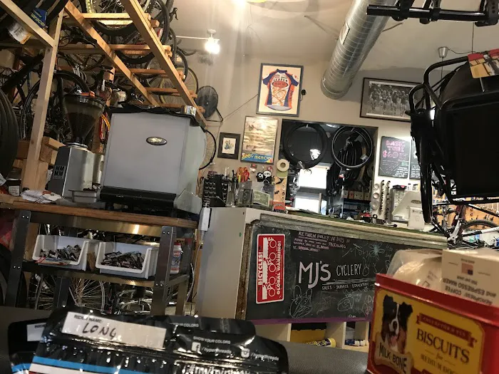 MJ's Cyclery Picture 4