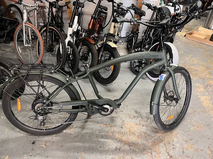 Coastal Cruiser Electric Bikes Picture 9