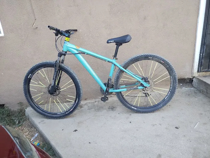 R&V BICYCLE & PARTS Picture 7