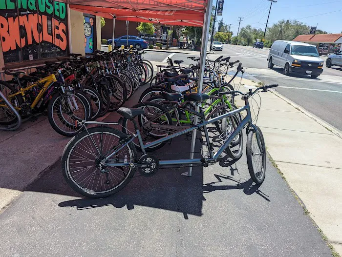 Beaumont Bicycle Shop Picture 9