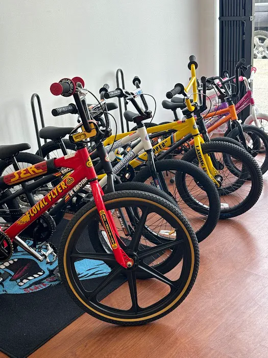Sunland Bike Shop Picture 8