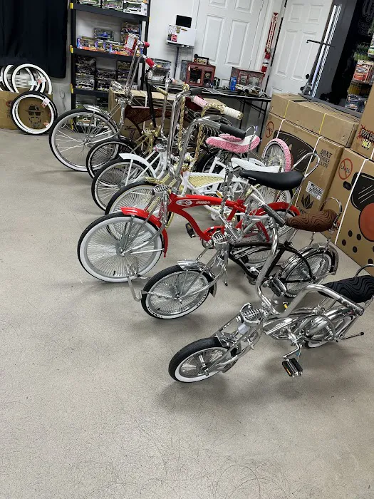 Galindos lowrider bikes and rc shop Picture 6