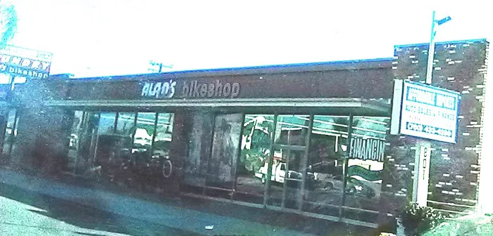 Alan's Bike Shop Picture 4
