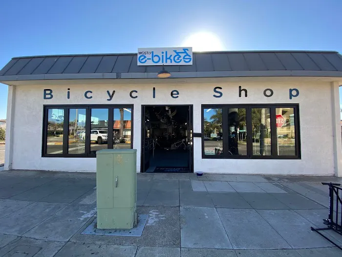 Mostly E-Bikes Picture 1