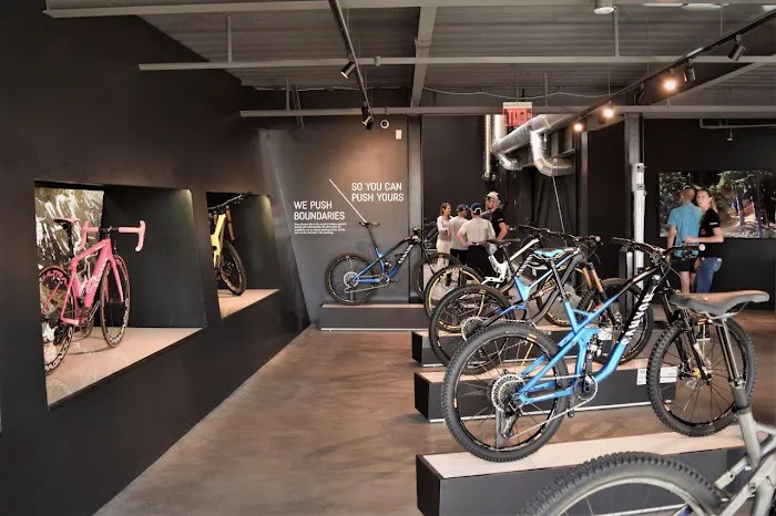 Canyon Bicycles USA Picture 7