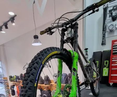 Custom Wheel Builder