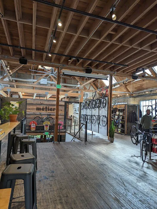 Métier Cycling & Cafe Picture 3