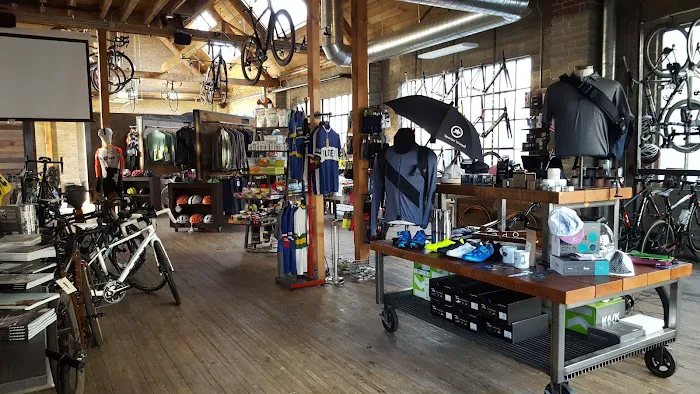 Métier Cycling & Cafe Picture 2