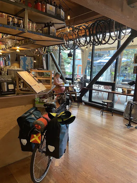 Good Weather Bicycle & Repair Picture 5
