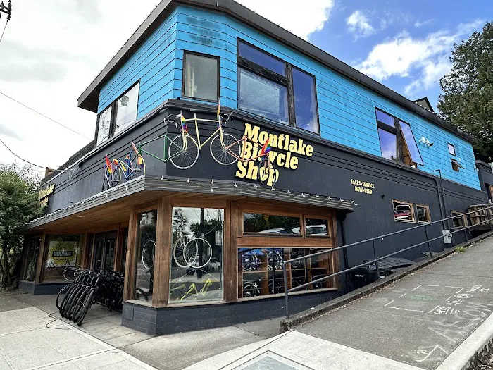 Montlake Bicycle Shop Picture 2