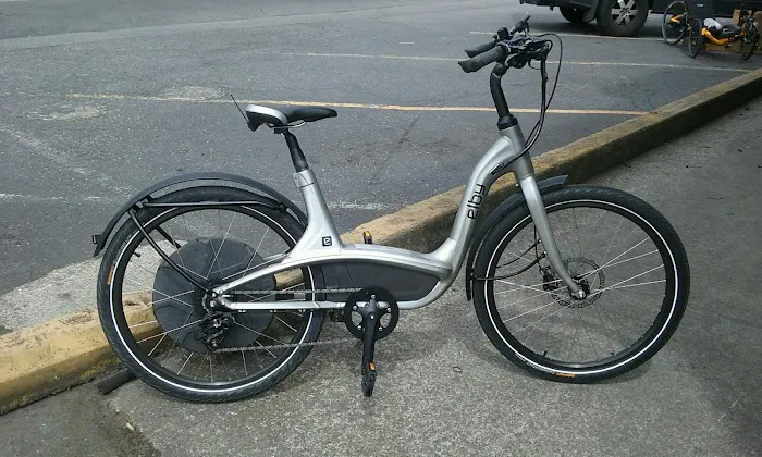 Angle Lake Cyclery Picture 2