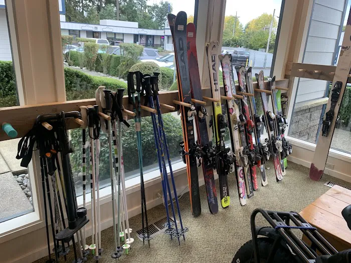 Spider's Bike, Ski & Tennis Lab LLC Picture 1