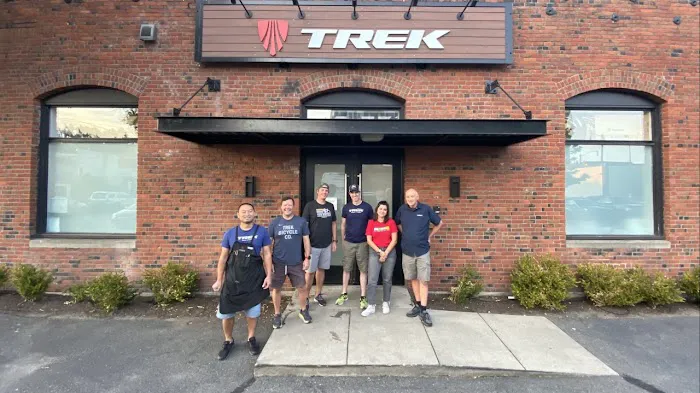 Trek Bicycle Redmond Picture 2